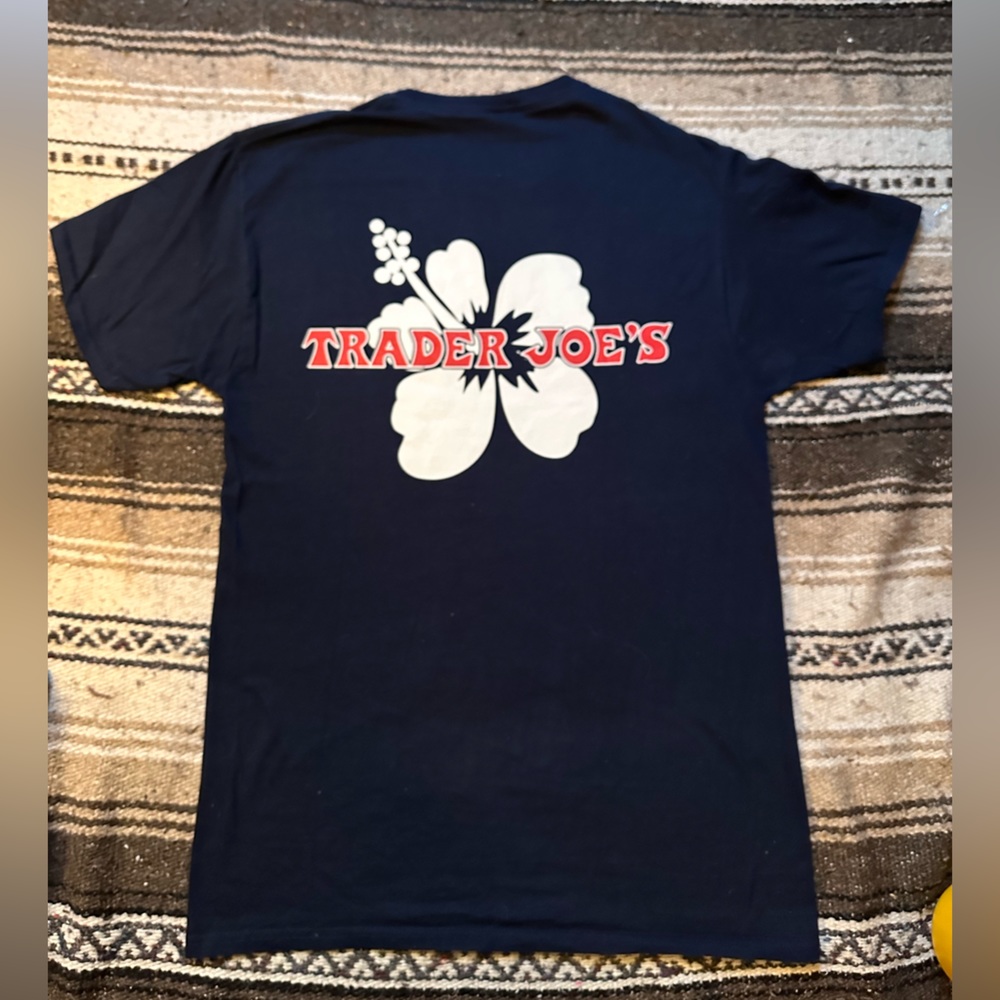 TRADER JOSE’S TEE - Picture 2 of 2